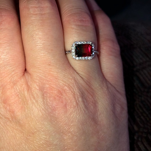 Tourmaline ring - Picture 1 of 2